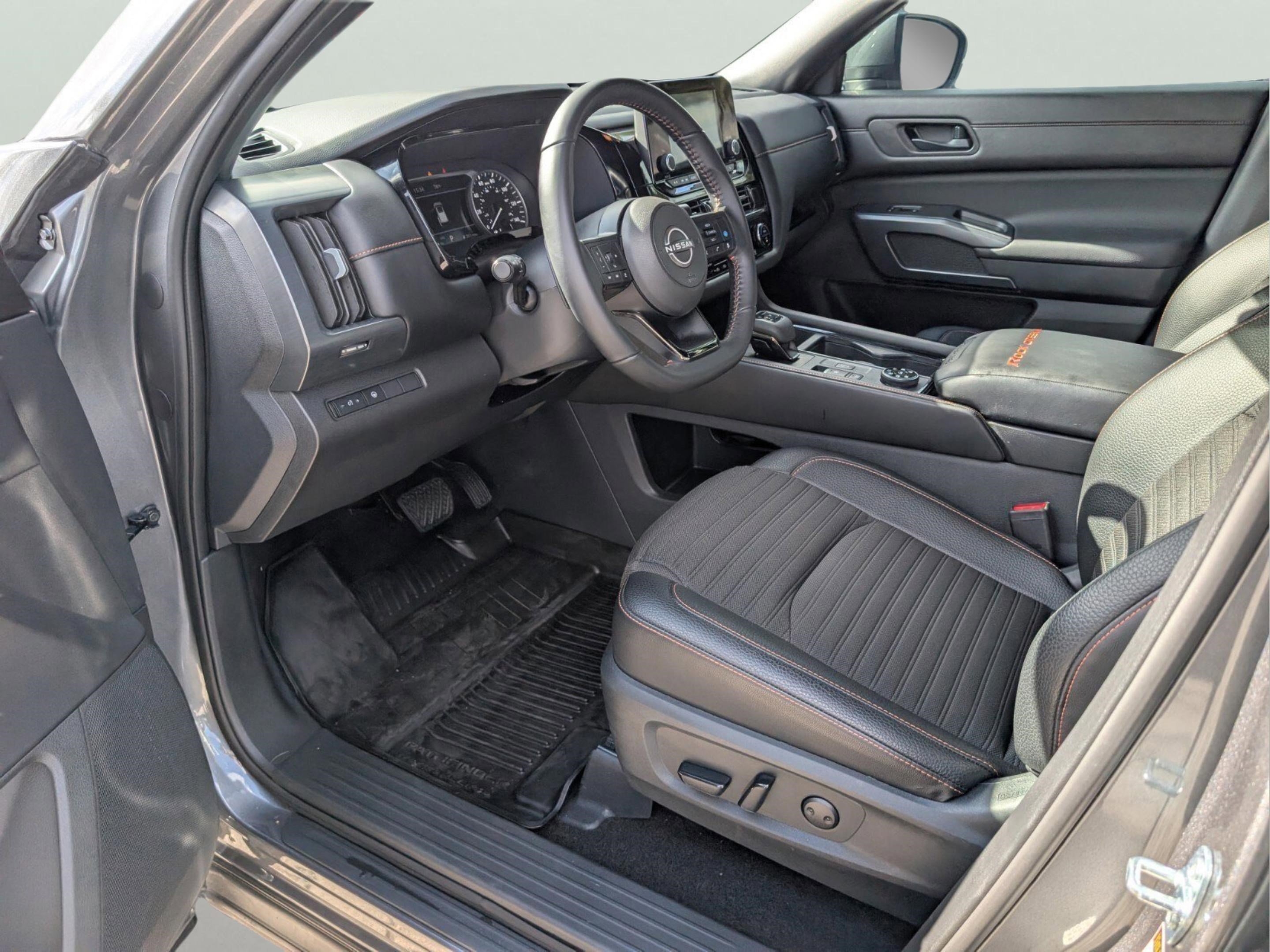 Used 2024 Nissan Pathfinder Rock Creek image 28
