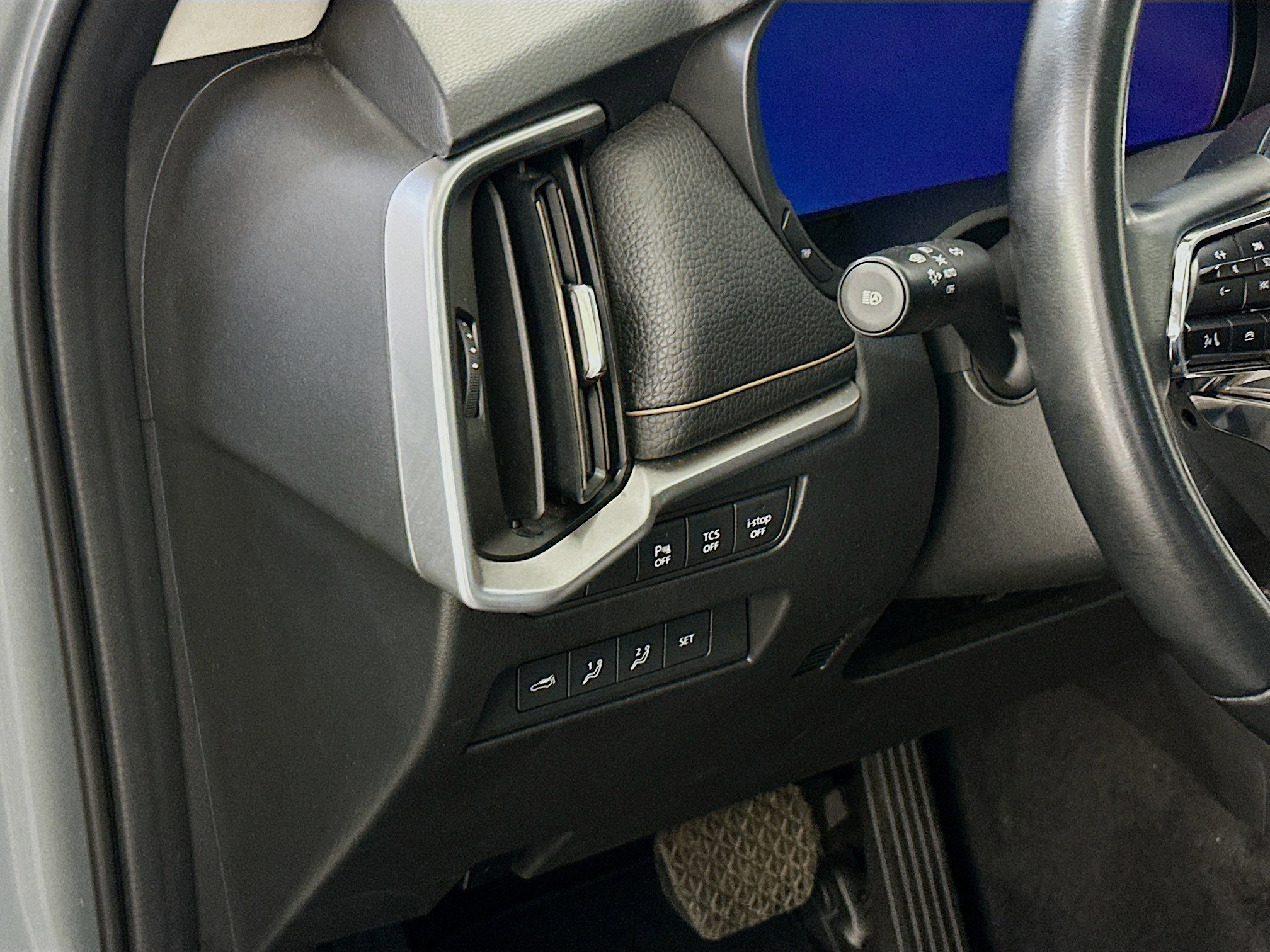 Used 2025 MAZDA CX-90 3.3 Turbo w/ Premium Sport Pkg image 17