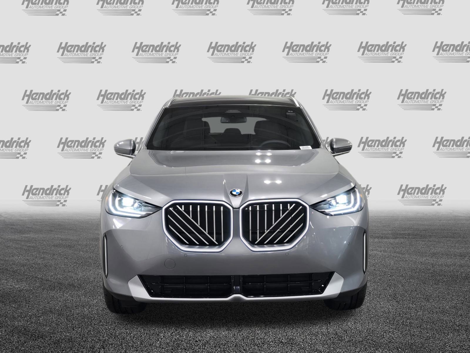 New 2026 BMW X3 xDrive30 w/ Convenience Package image 2