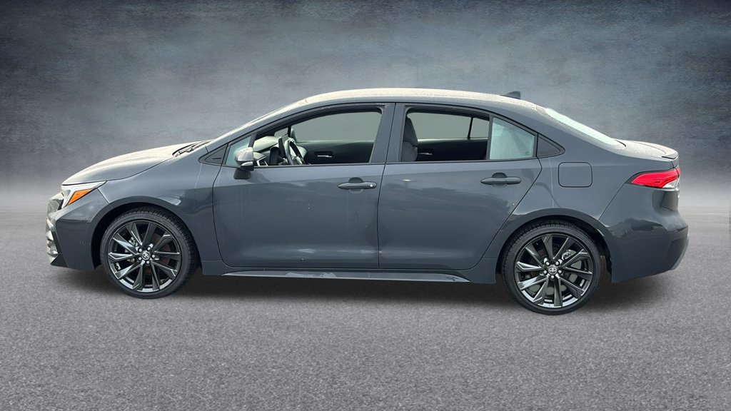 Used 2025 Toyota Corolla SE FWD image 4