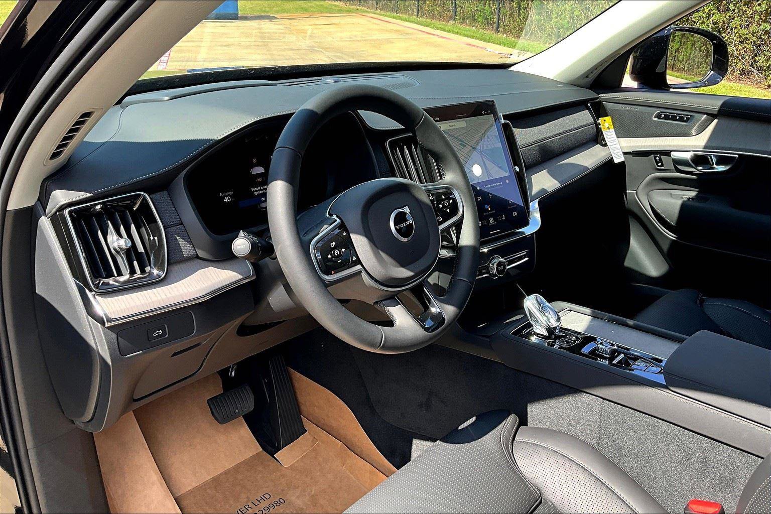 New 2026 Volvo XC90 B6 Ultra w/ Protection Package Premier image 23
