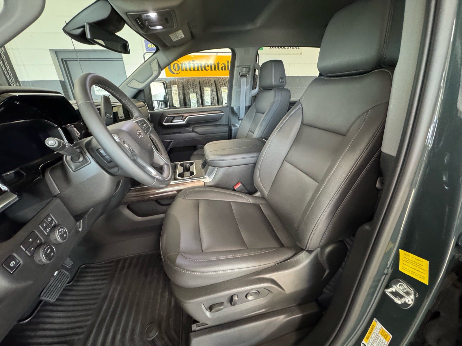 Used 2026 Chevrolet Silverado 2500 LT w/ Trail Boss Package AWD/4WD image 19