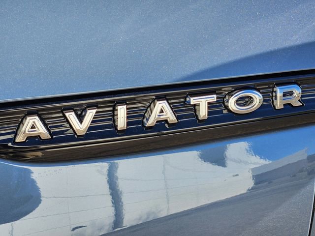 New 2026 Lincoln Aviator AWD w/ Jet Appearance Package image 16