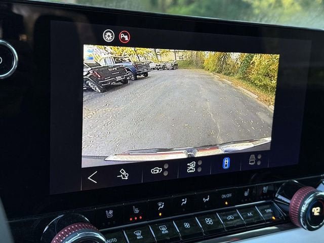 New 2026 GMC Canyon AT4X w/ Off-Road Front Bumper Package AWD/4WD image 13