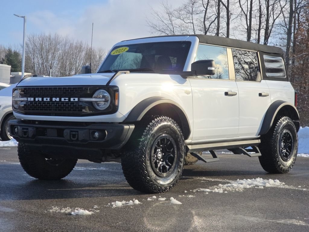 Used 2023 Ford Bronco Wildtrak image 32