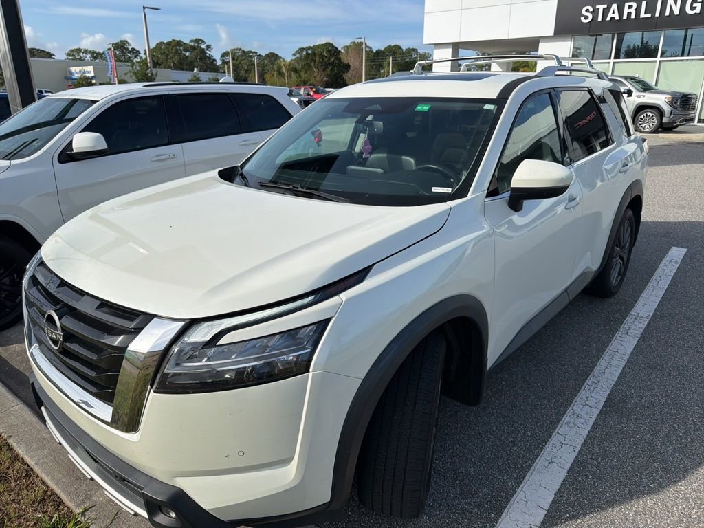 Used 2022 Nissan Pathfinder SL w/ SL Premium Package image 1