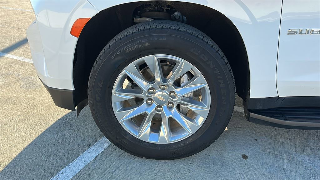 Used 2023 Chevrolet Suburban Premier image 6