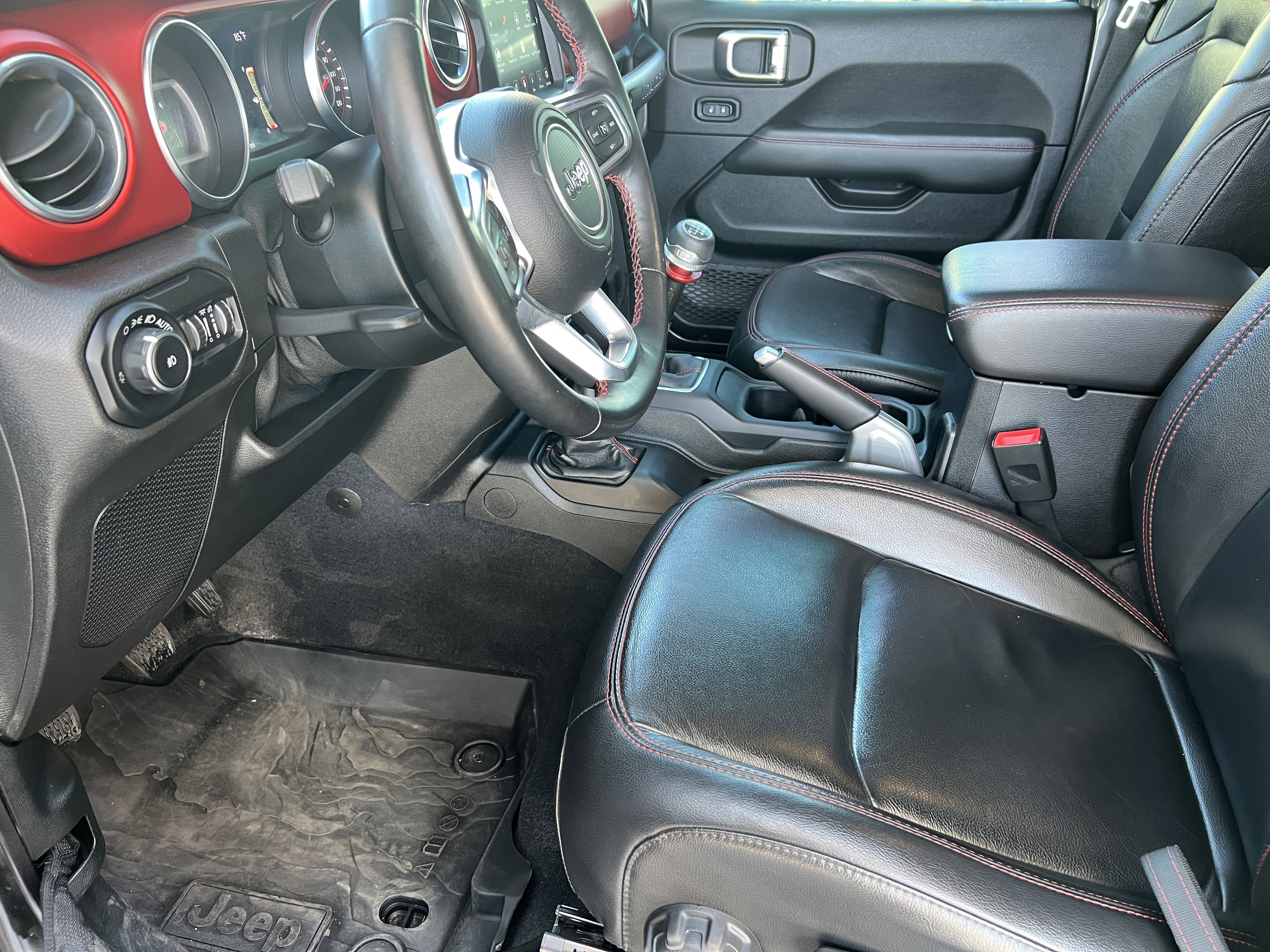 Used 2020 Jeep Wrangler Unlimited Rubicon w/ Uconnect 4C Nav & Sound Group image 14