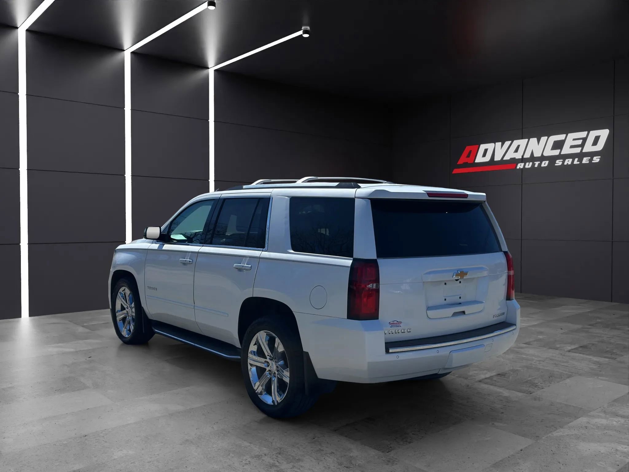 Used 2020 Chevrolet Tahoe Premier w/ Premier 6.2L Value Package image 4