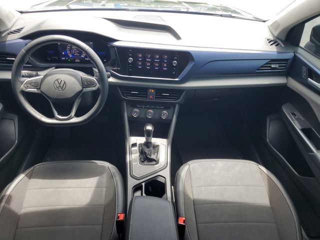Used 2022 Volkswagen Taos SE FWD image 3