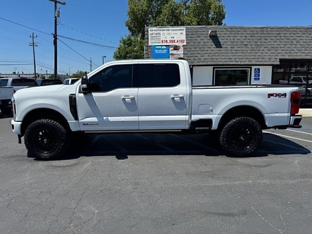 Used 2026 Ford F250 Platinum w/ FX4 Off-Road Package AWD/4WD image 6