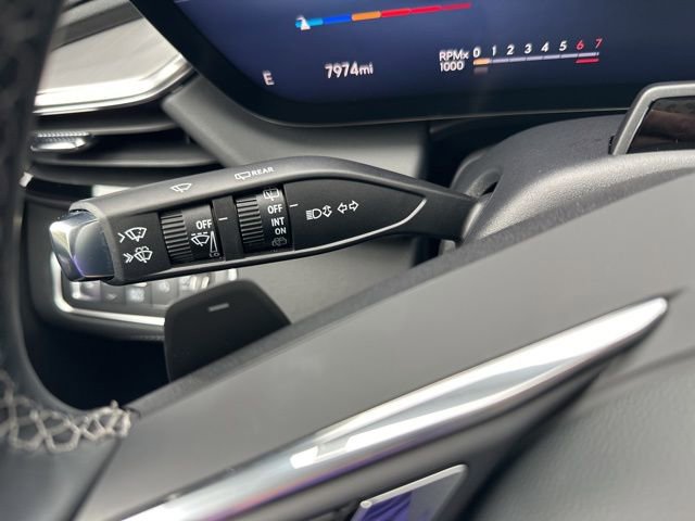 Used 2025 Buick Enclave Avenir AWD/4WD image 23