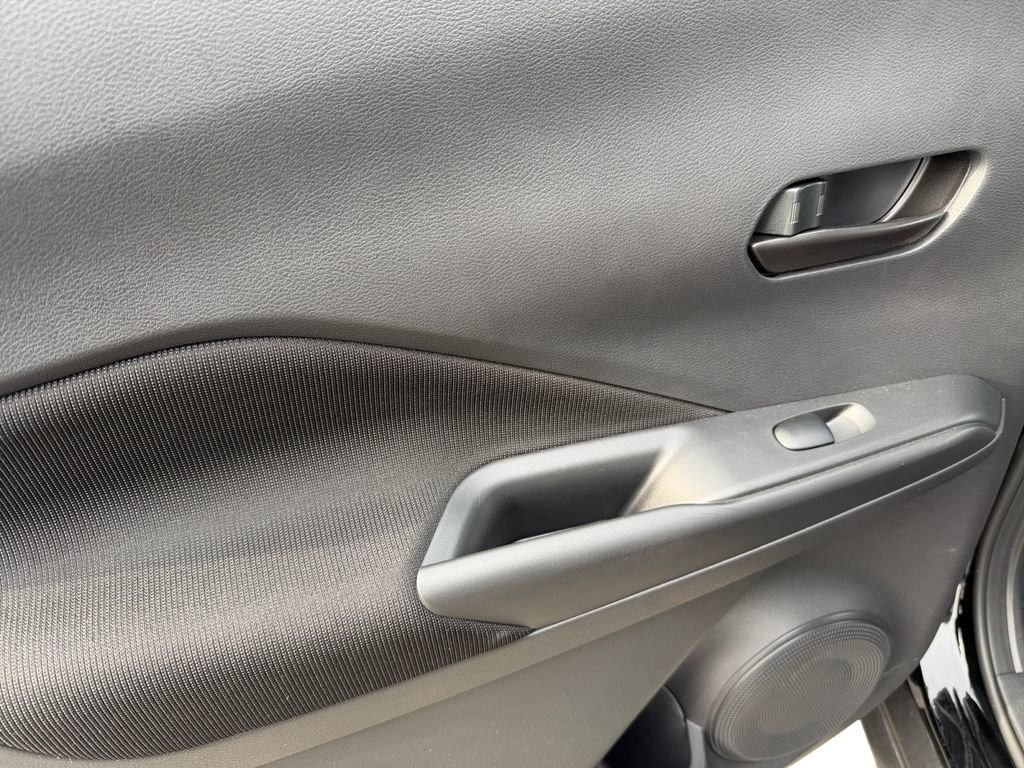 Used 2024 Nissan Kicks S image 16