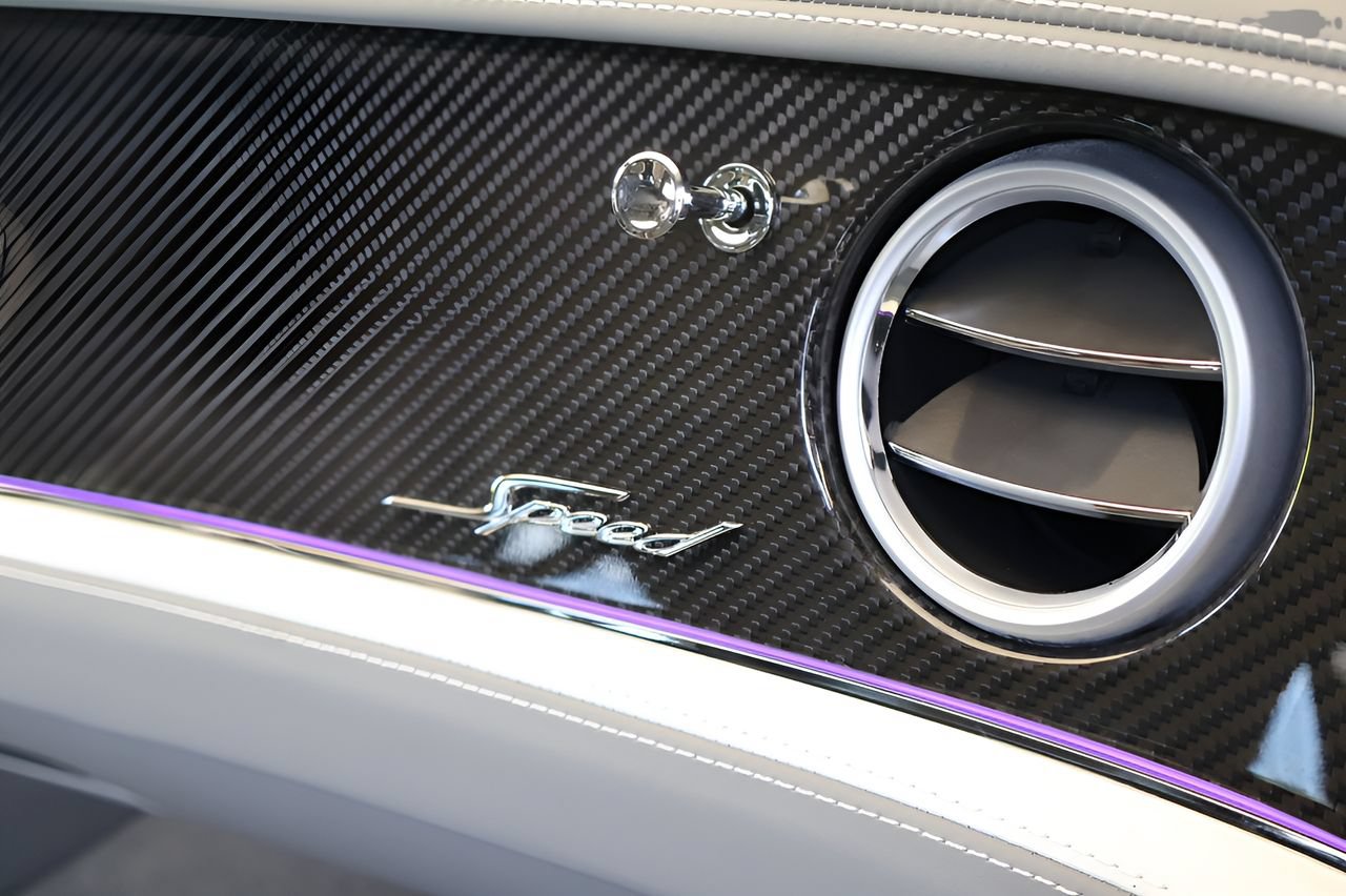 New 2026 Bentley Flying Spur Plug-In Hybrid AWD/4WD image 22