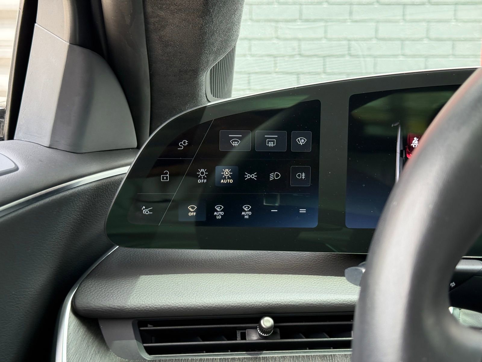 Used 2023 Lucid Air Touring image 35