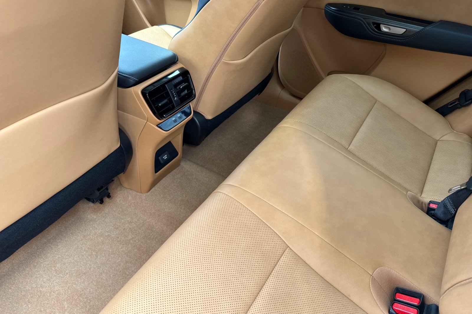 Certified 2023 Lexus RZ 450e Premium w/ Technology Package AWD/4WD image 25