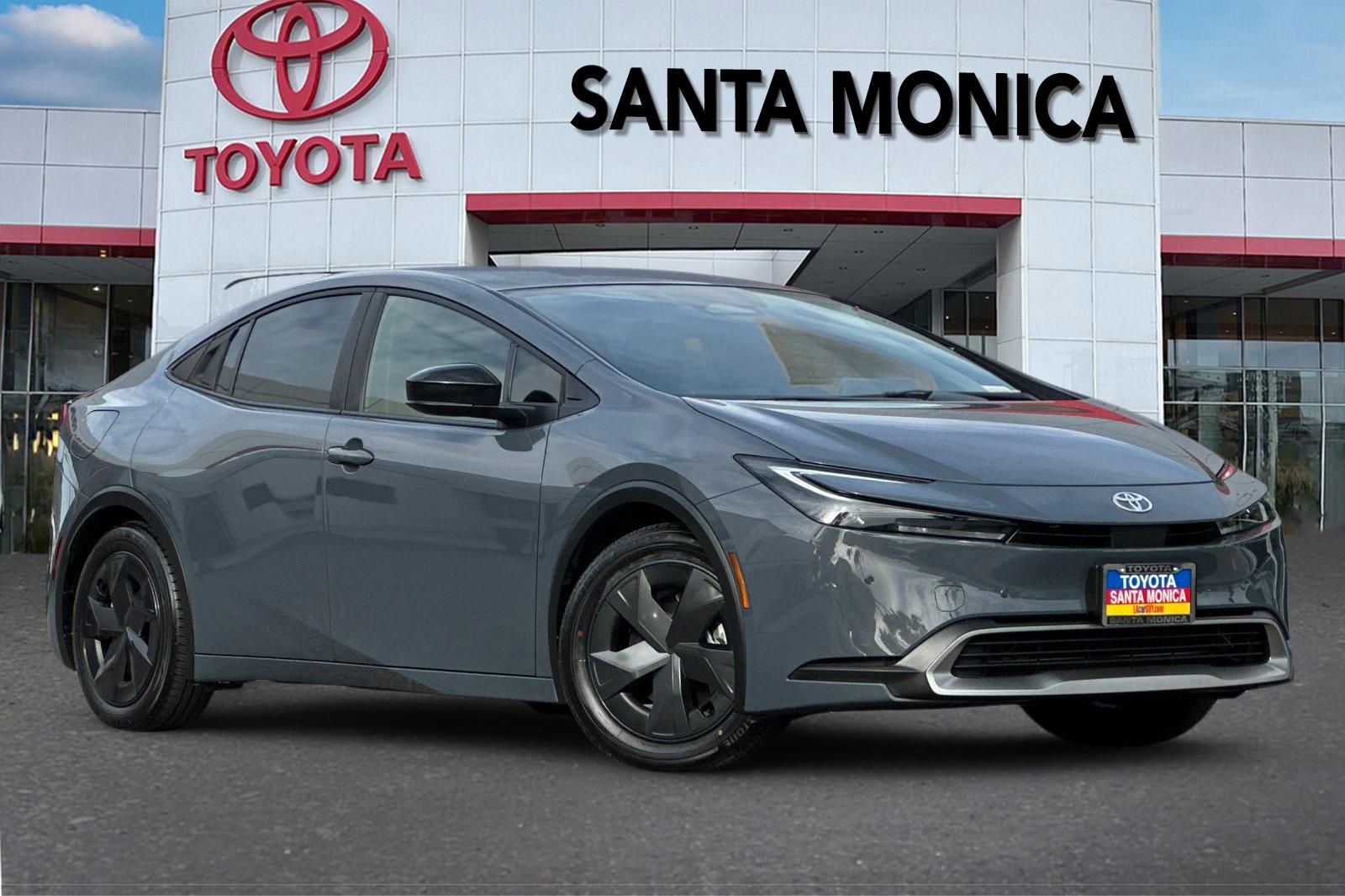 Used 2026 Toyota Prius Plug-In Hybrid FWD video 2