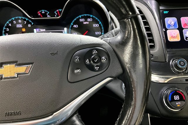 Used 2017 Chevrolet Impala Premier w/ Enhanced Convenience Package FWD image 13