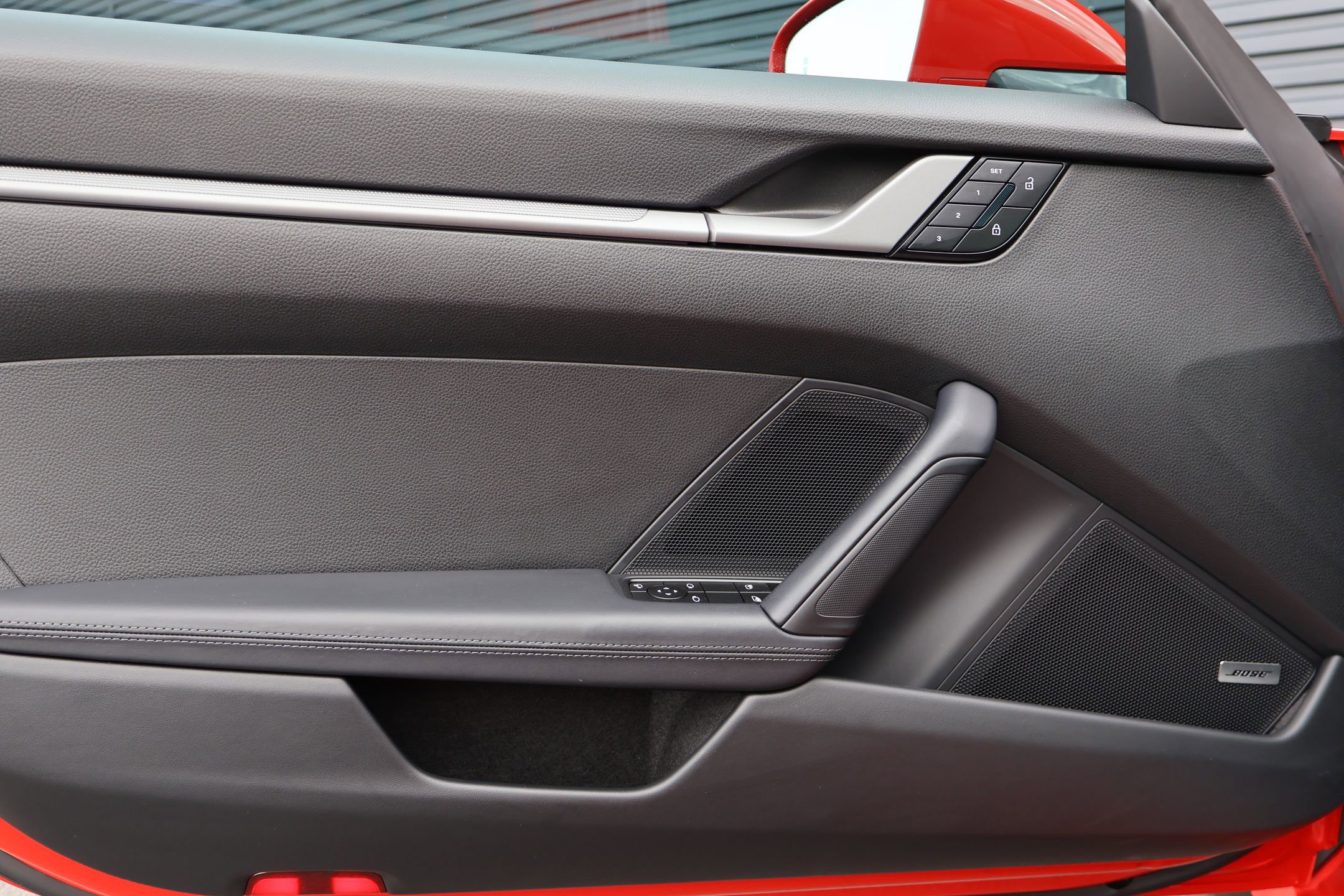 Used 2025 Porsche 911 Carrera image 13