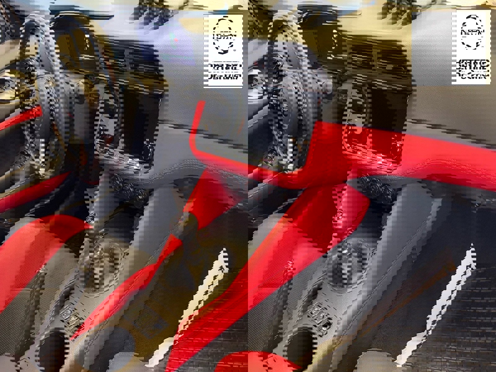 Certified 2024 Nissan Z Performance w/ Floor Mat Package image 10