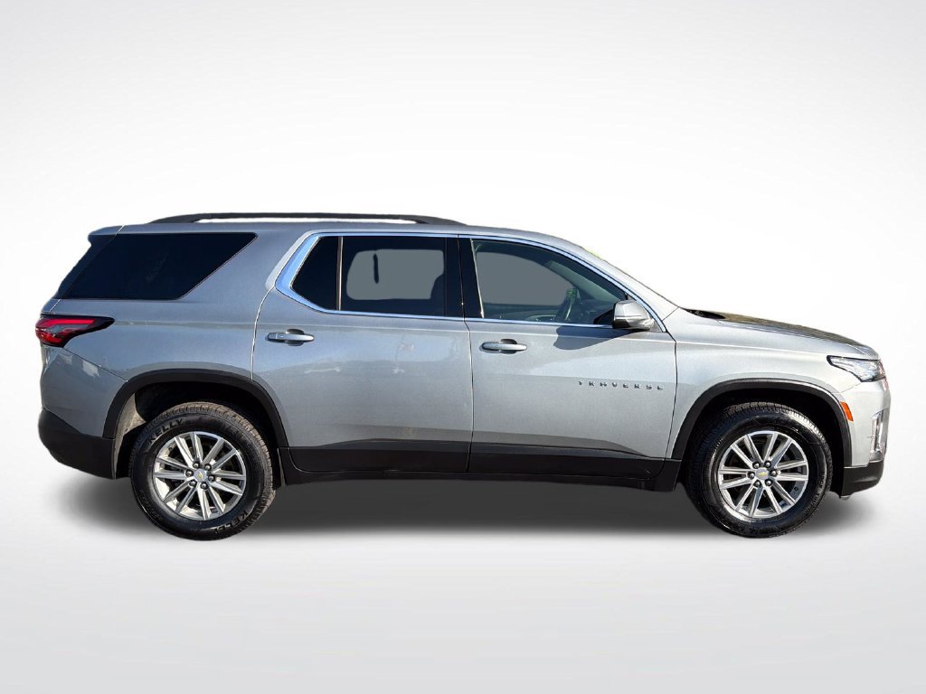 Used 2023 Chevrolet Traverse LT FWD image 7