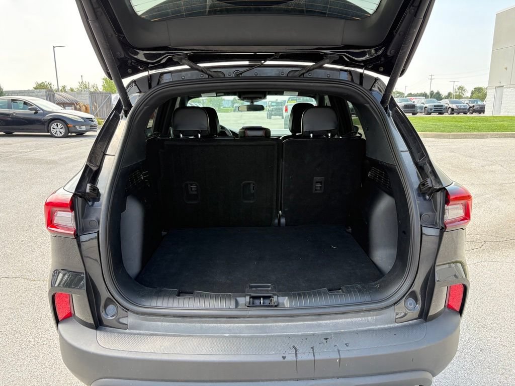 Used 2025 Ford Escape ST-Line Select AWD/4WD image 19