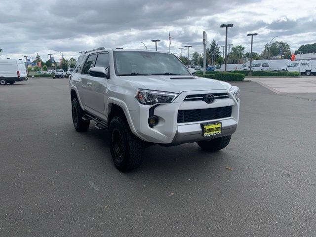 Used 2020 Toyota 4Runner TRD Off-Road Premium AWD/4WD image 8