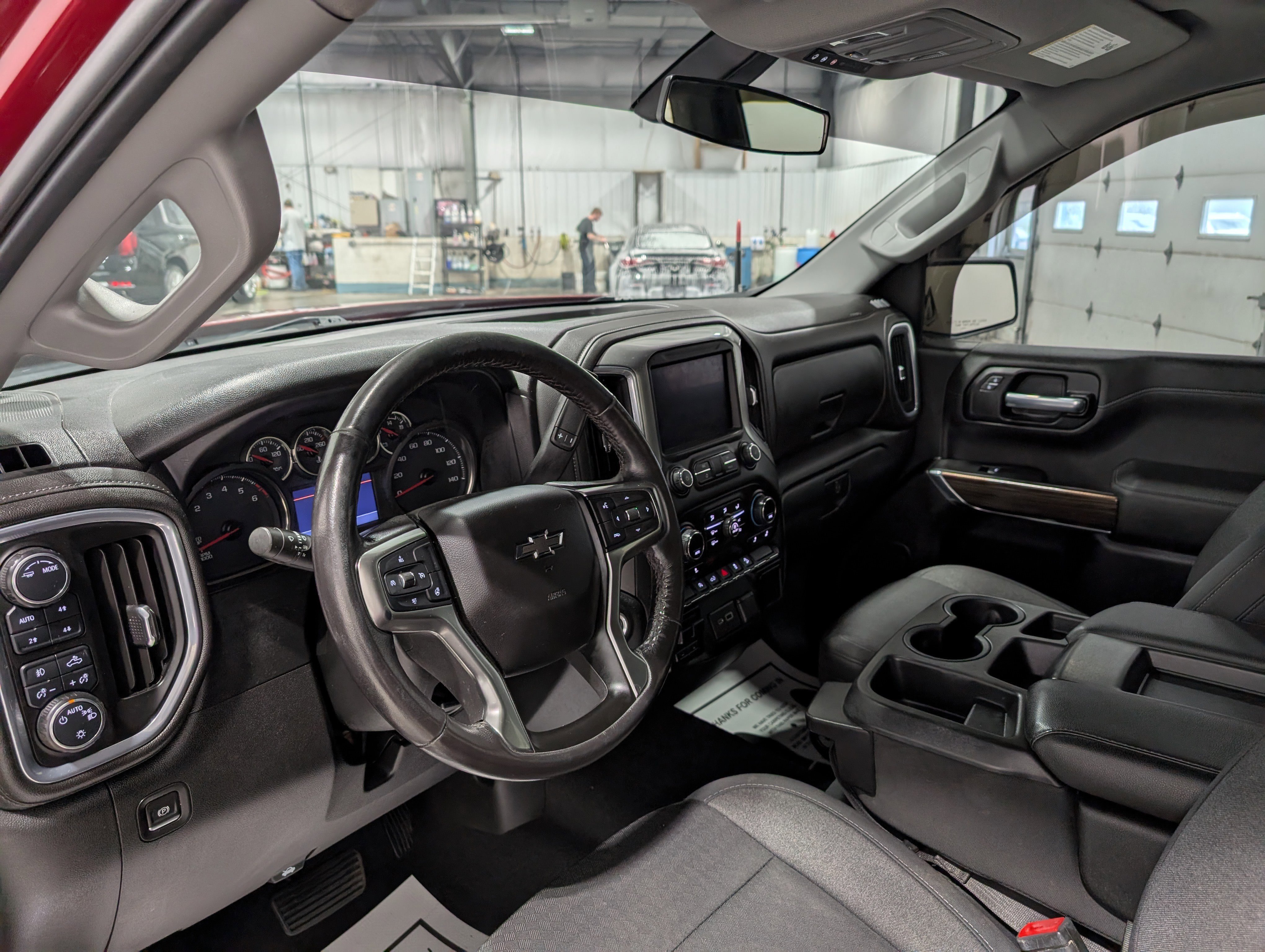 Used 2020 Chevrolet Silverado 1500 RST image 17