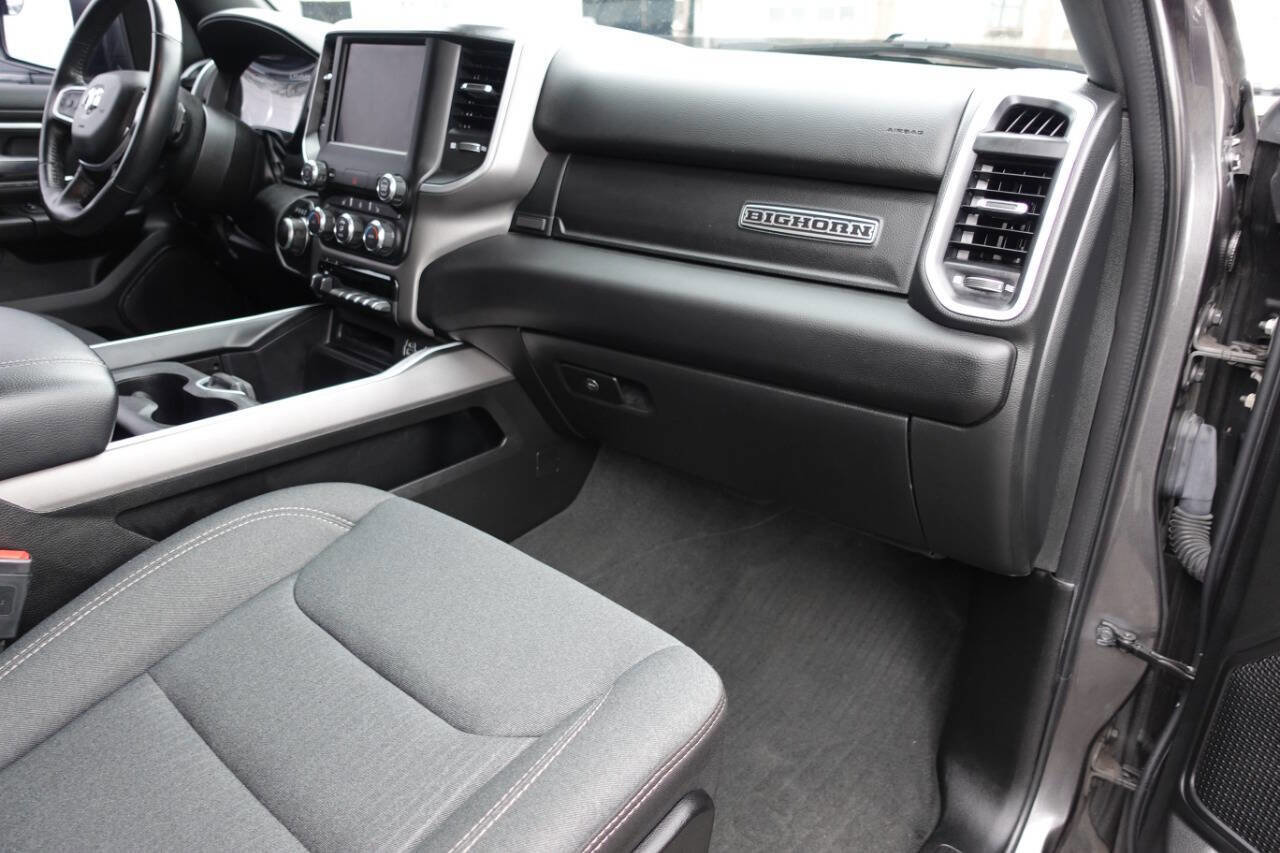 Used 2022 RAM 1500 Big Horn AWD/4WD image 39