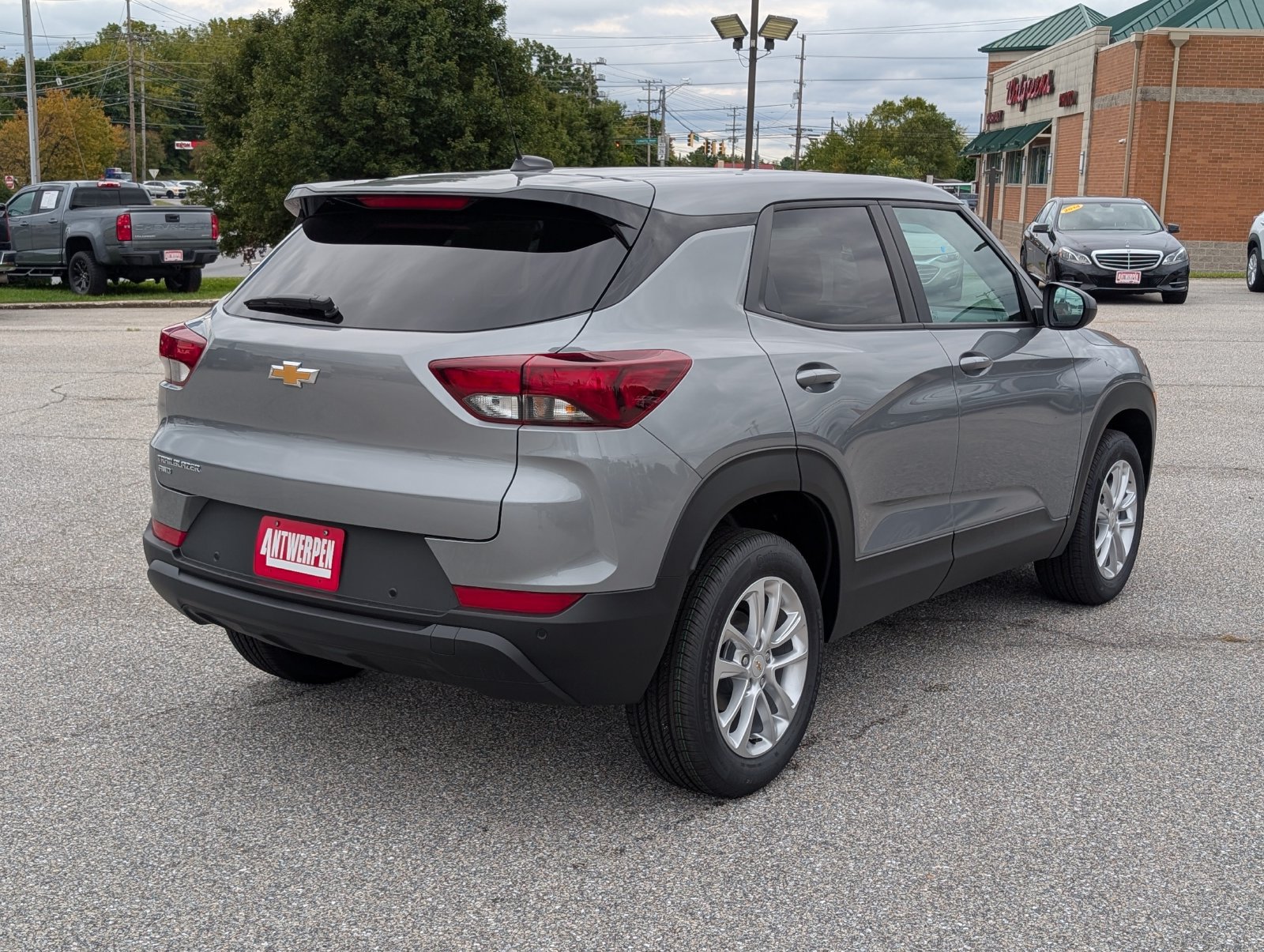 New 2026 Chevrolet TrailBlazer LS w/ LS Convenience Package AWD/4WD image 2