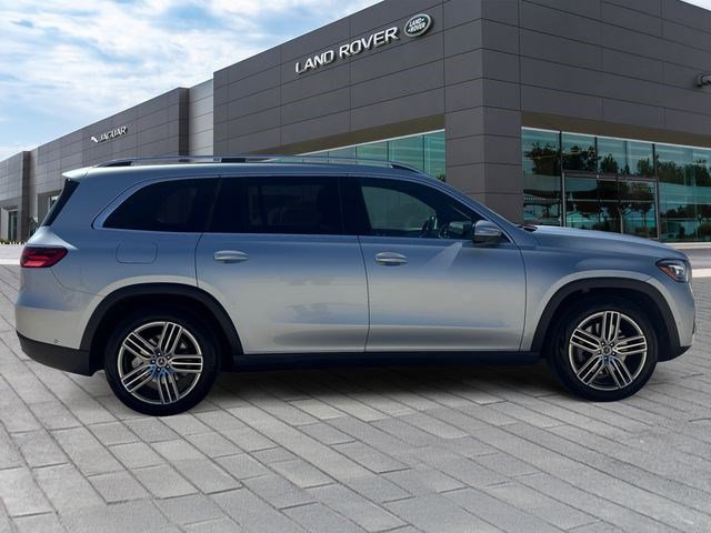 Used 2025 Mercedes-Benz GLS 450 4MATIC image 6