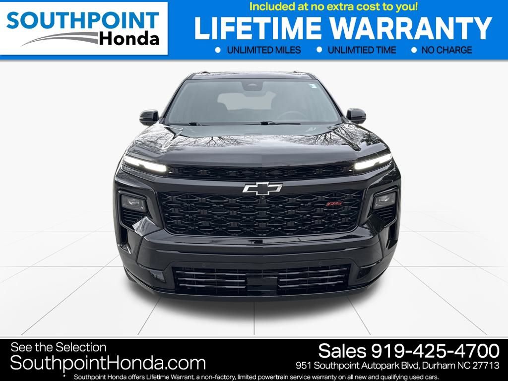 Used 2026 Chevrolet Traverse RS image 2