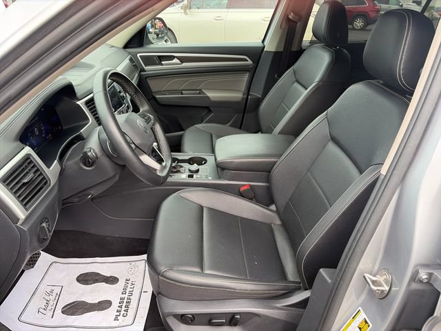 Used 2023 Volkswagen Atlas SE AWD/4WD image 9