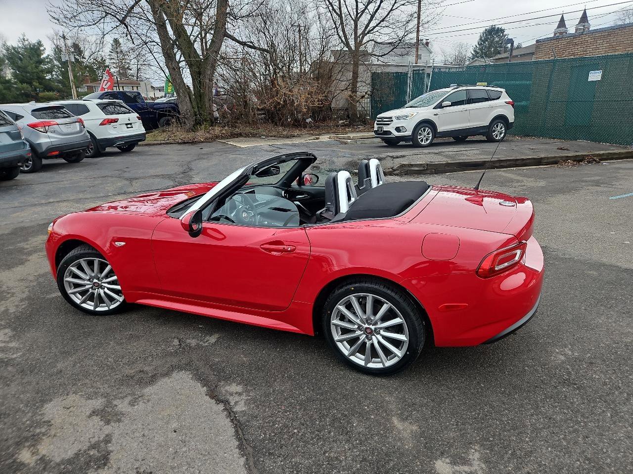 Used 2019 FIAT 124 Spider Lusso w/ Convenience Group image 13