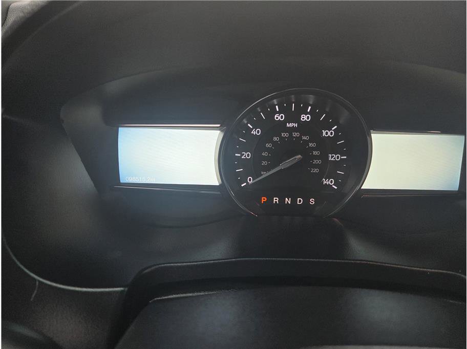 Used 2016 Ford Explorer XLT w/ Equipment Group 202A image 16