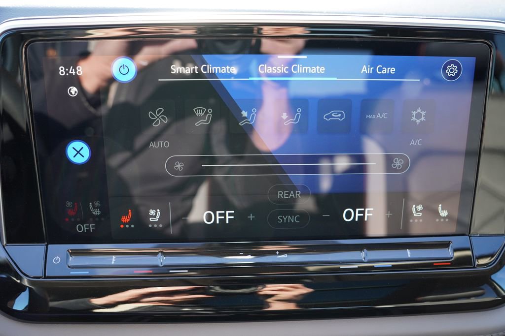 Used 2024 Volkswagen Atlas Peak Edition SEL image 29