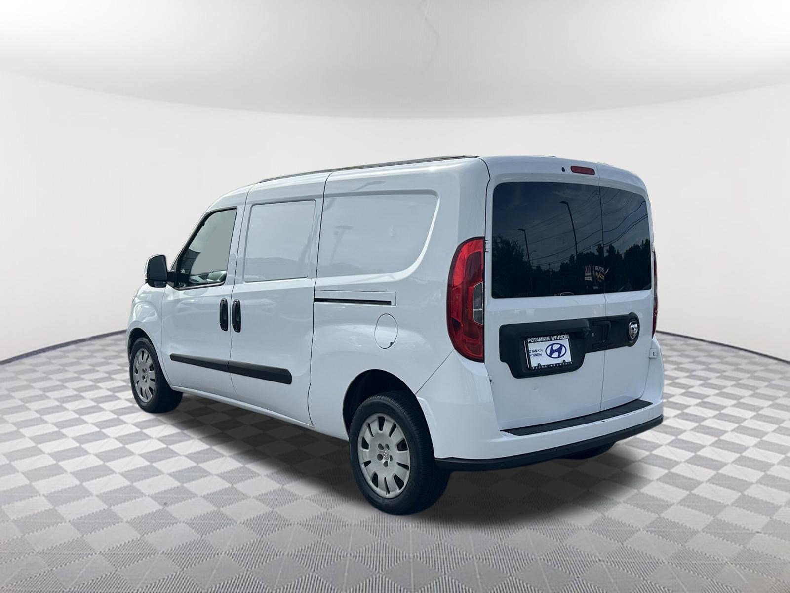 Used 2015 RAM ProMaster City Tradesman SLT w/ Rear Back-up Camera Group FWD image 7
