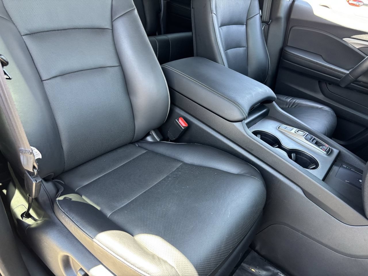 Certified 2025 Honda Ridgeline RTL+ image 8