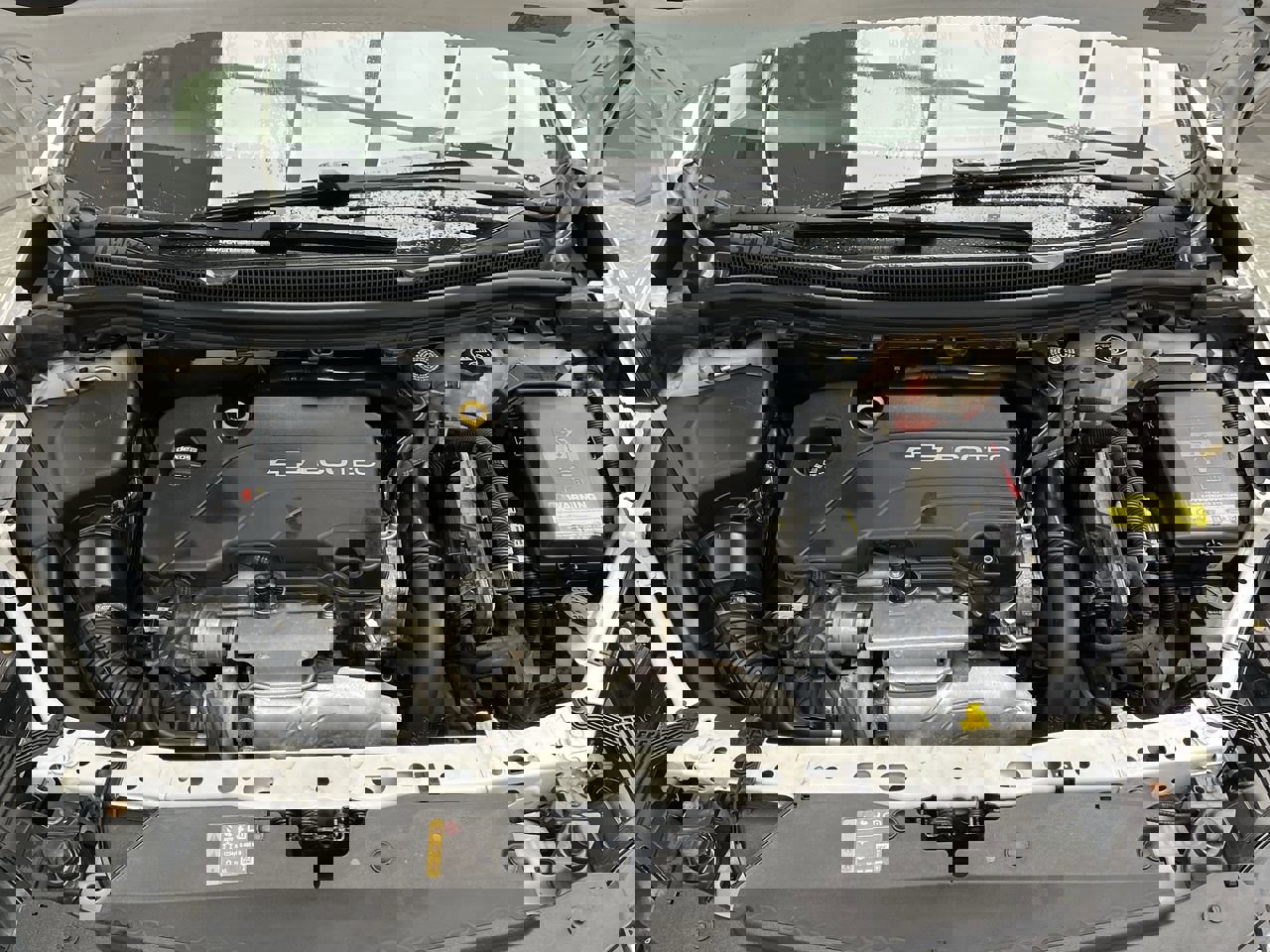 Used 2017 Chevrolet Cruze LT w/ Convenience Package image 26