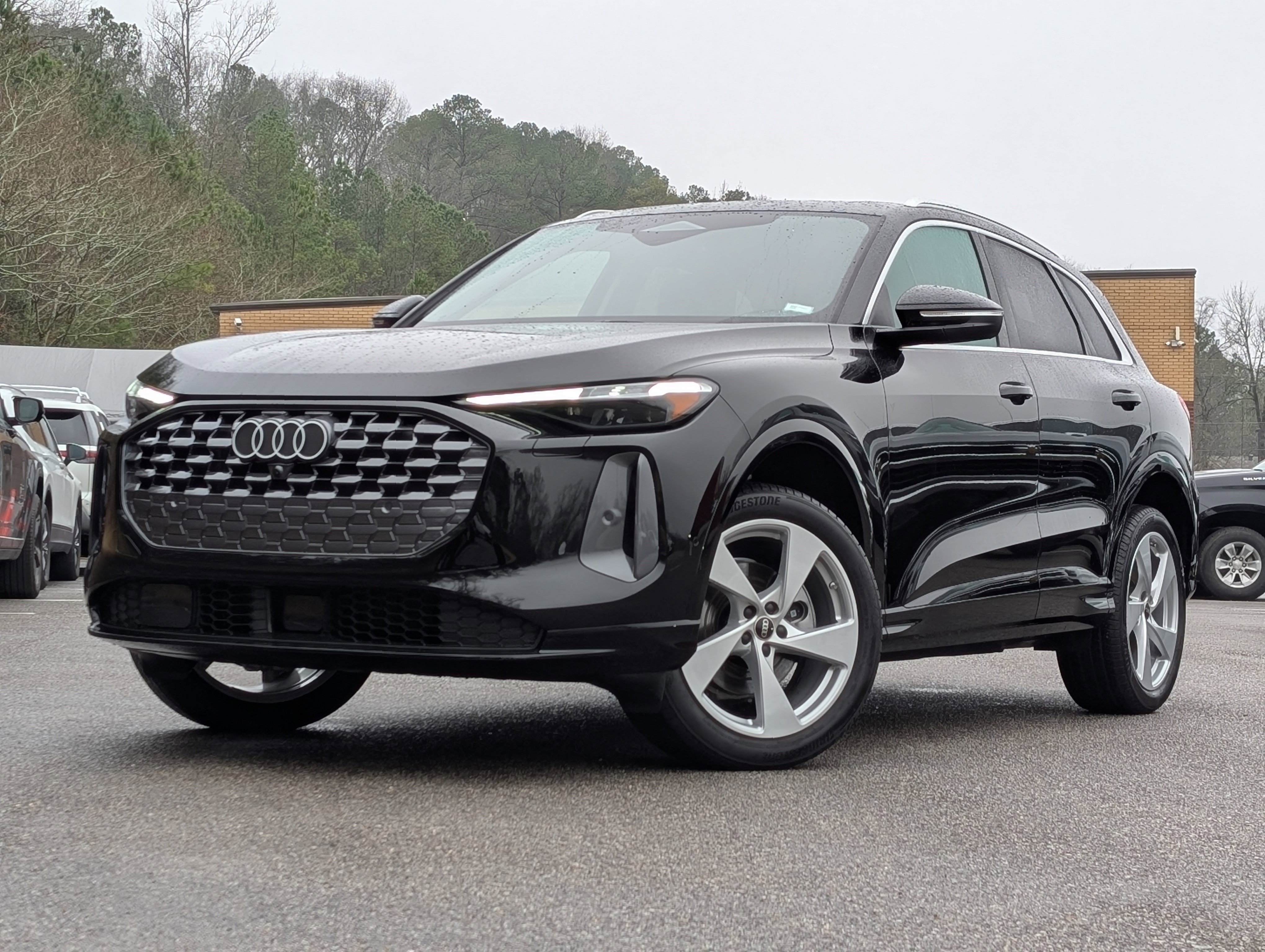 Used 2025 Audi Q5 Premium Plus w/ Premium Plus image 4