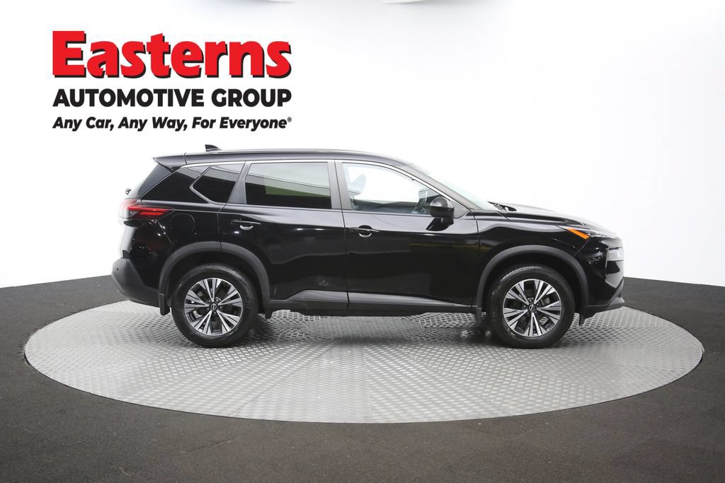 Used 2023 Nissan Rogue SV AWD/4WD image 45