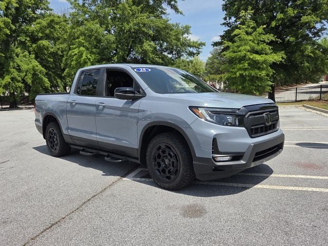 Used 2025 Honda Ridgeline TrailSport+ image 8