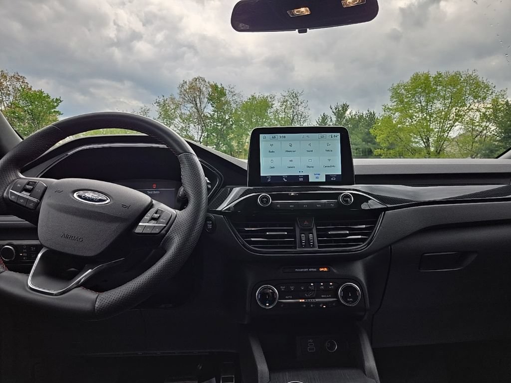 Used 2024 Ford Escape ST-Line AWD/4WD image 38