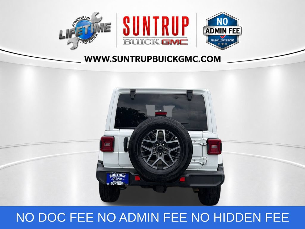 Used 2024 Jeep Wrangler Unlimited Sahara AWD/4WD image 6