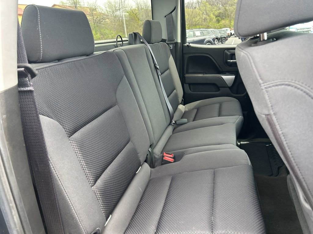 Used 2017 Chevrolet Silverado 1500 LT AWD/4WD image 37