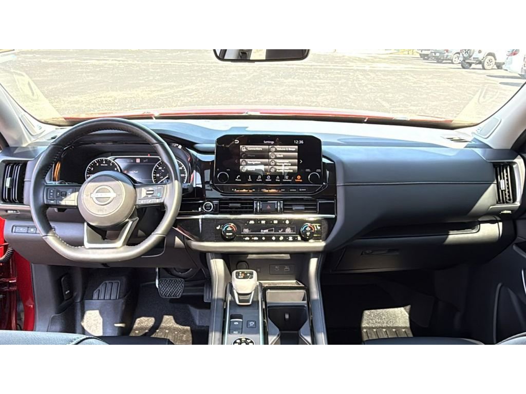 Used 2023 Nissan Pathfinder SL w/ SL Premium Package AWD/4WD image 29