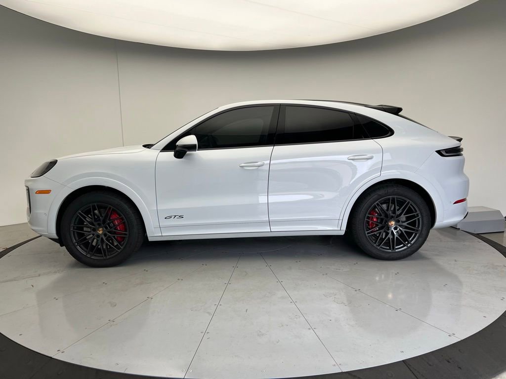 Certified 2025 Porsche Cayenne GTS image 2