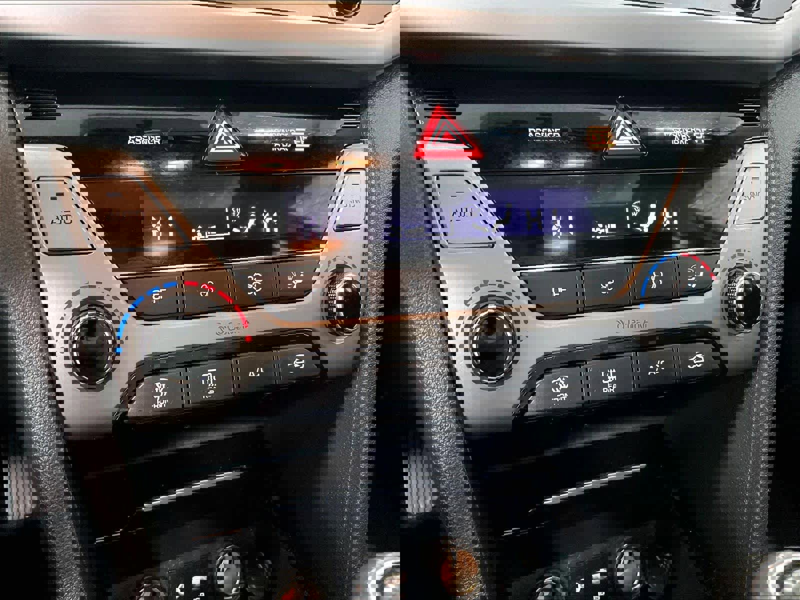 Used 2017 Hyundai Elantra Value Edition w/ Cargo Package image 26