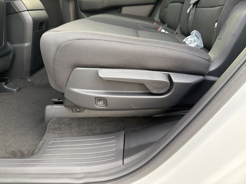 New 2026 Hyundai Santa Fe SE image 17