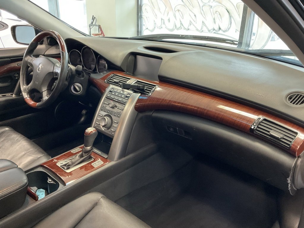 Used 2010 Acura RL image 18